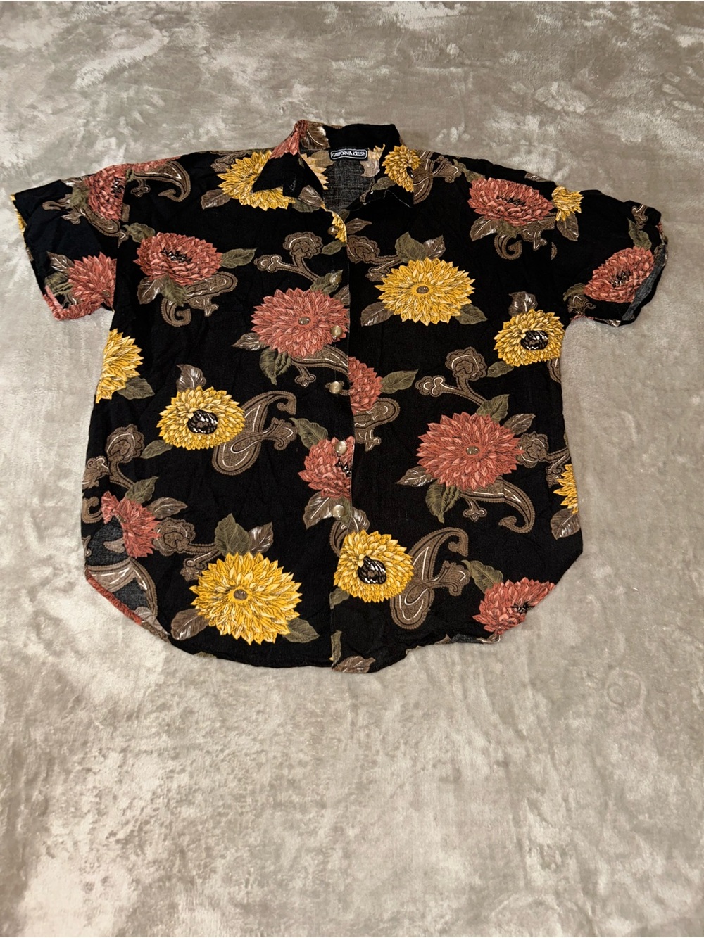 California Krush Black Floral Short-Sleeve Button-Up Shirt - XL